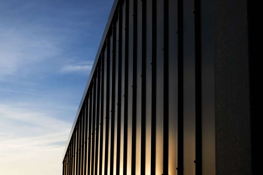 Elegant beklædning af tag og facade, Nibevej 225, Frejlev, Aalborg,